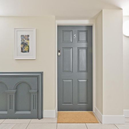 Sandgate Chapel - Self Check In Apartments Penrith Ngoại thất bức ảnh