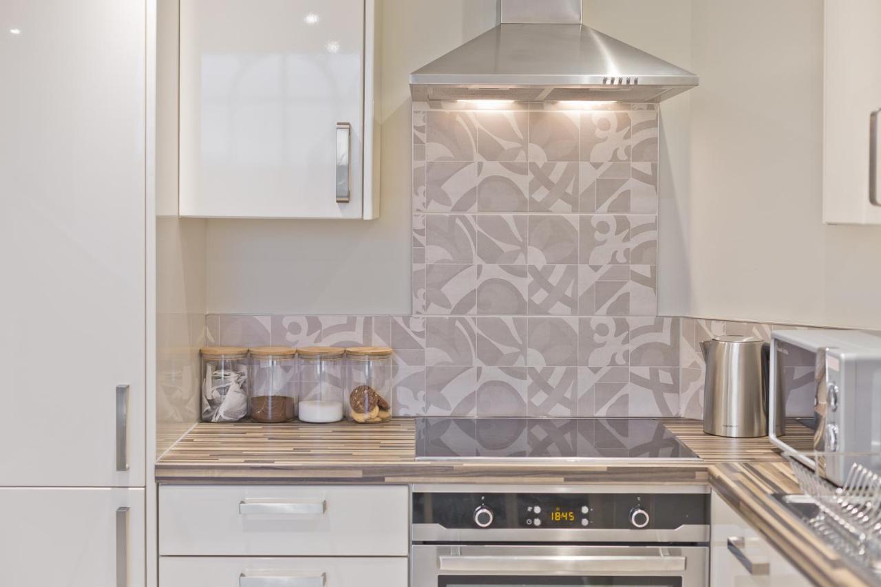 Sandgate Chapel - Self Check In Apartments Penrith Ngoại thất bức ảnh