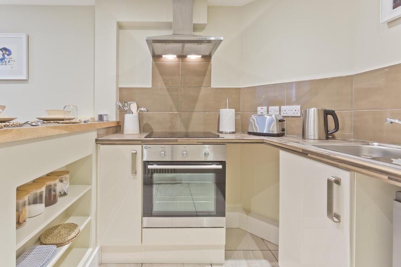 Sandgate Chapel - Self Check In Apartments Penrith Ngoại thất bức ảnh