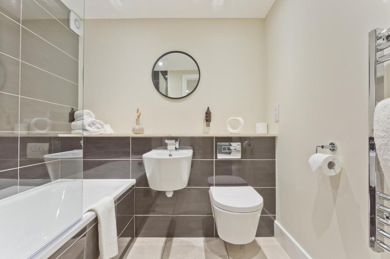 Sandgate Chapel - Self Check In Apartments Penrith Ngoại thất bức ảnh